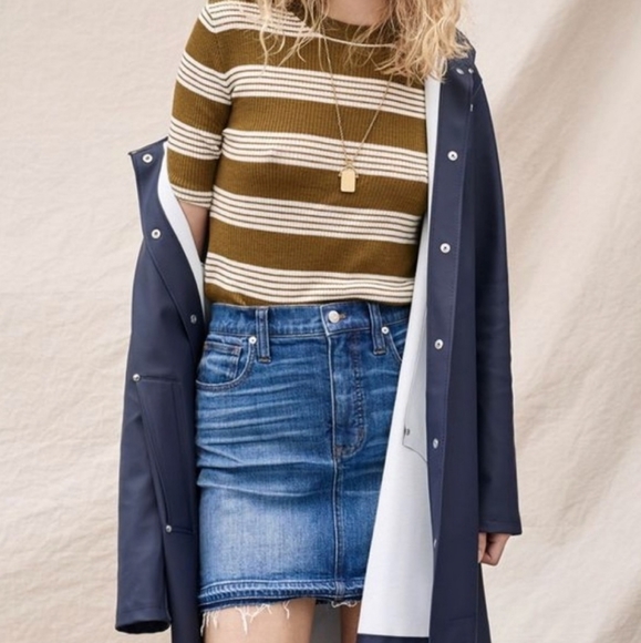 Madewell Dresses & Skirts - Madewell Step Hem Denim Skirt